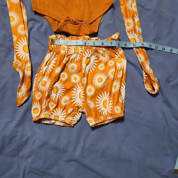 Girls no brand size 18 to 24 months 1 piece w/ shorts & 2 ties NWOT - Picture 6 of 11